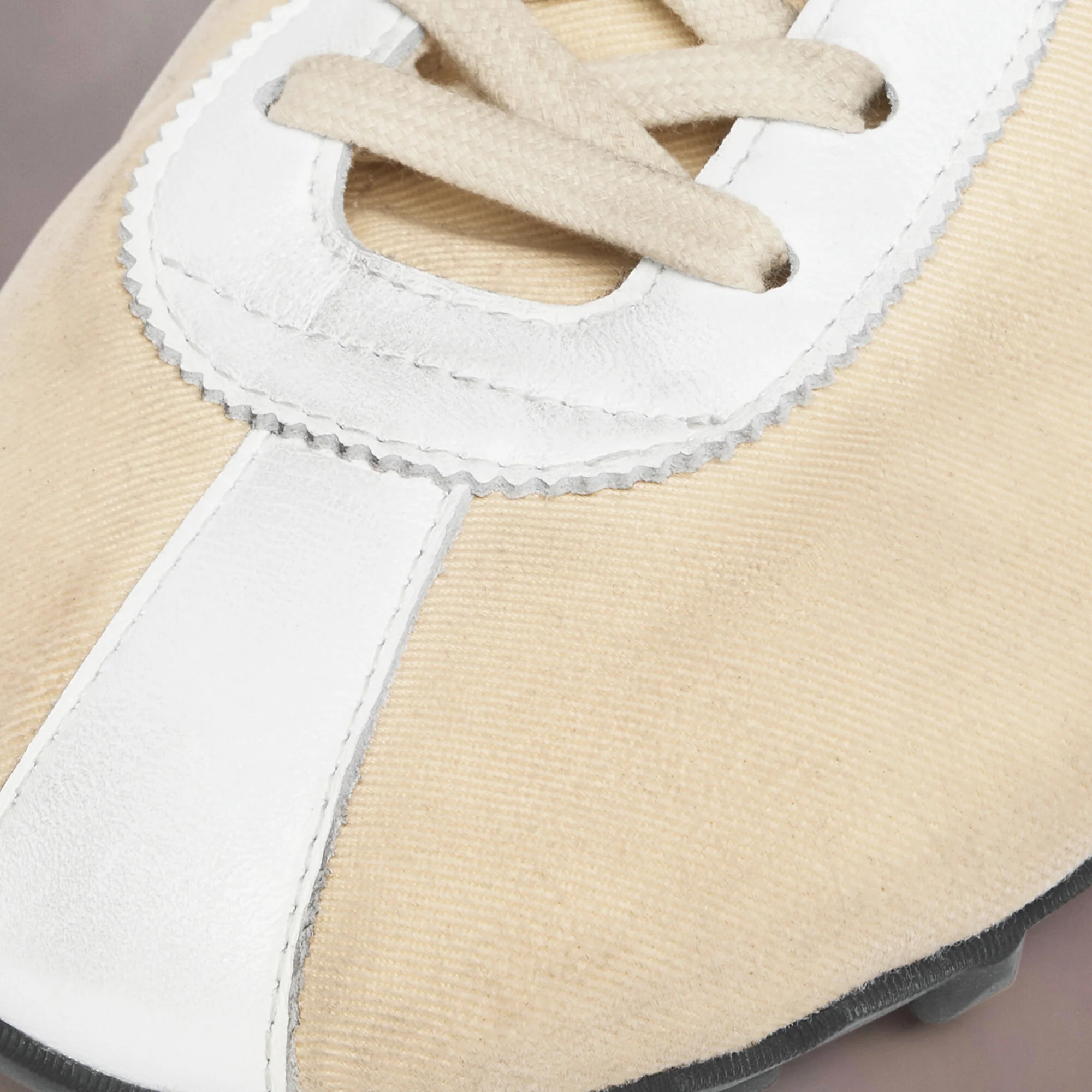 Maison Margiela Mens Sprinter Low Top Shoes - Image 4