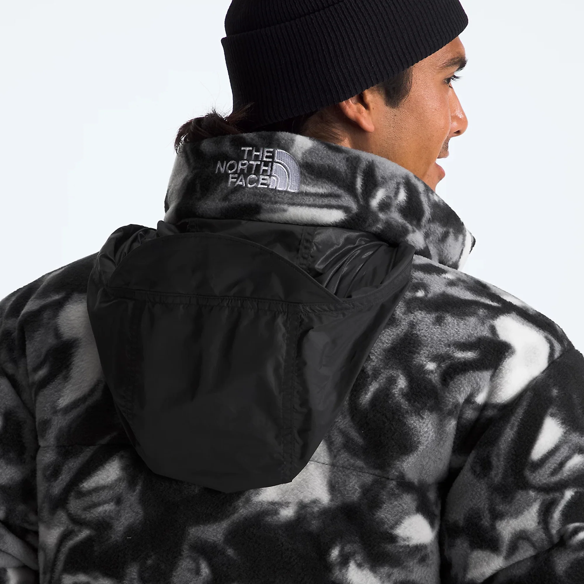 The North Face Mens 2000 Polar Nuptse Jacket - Image 4