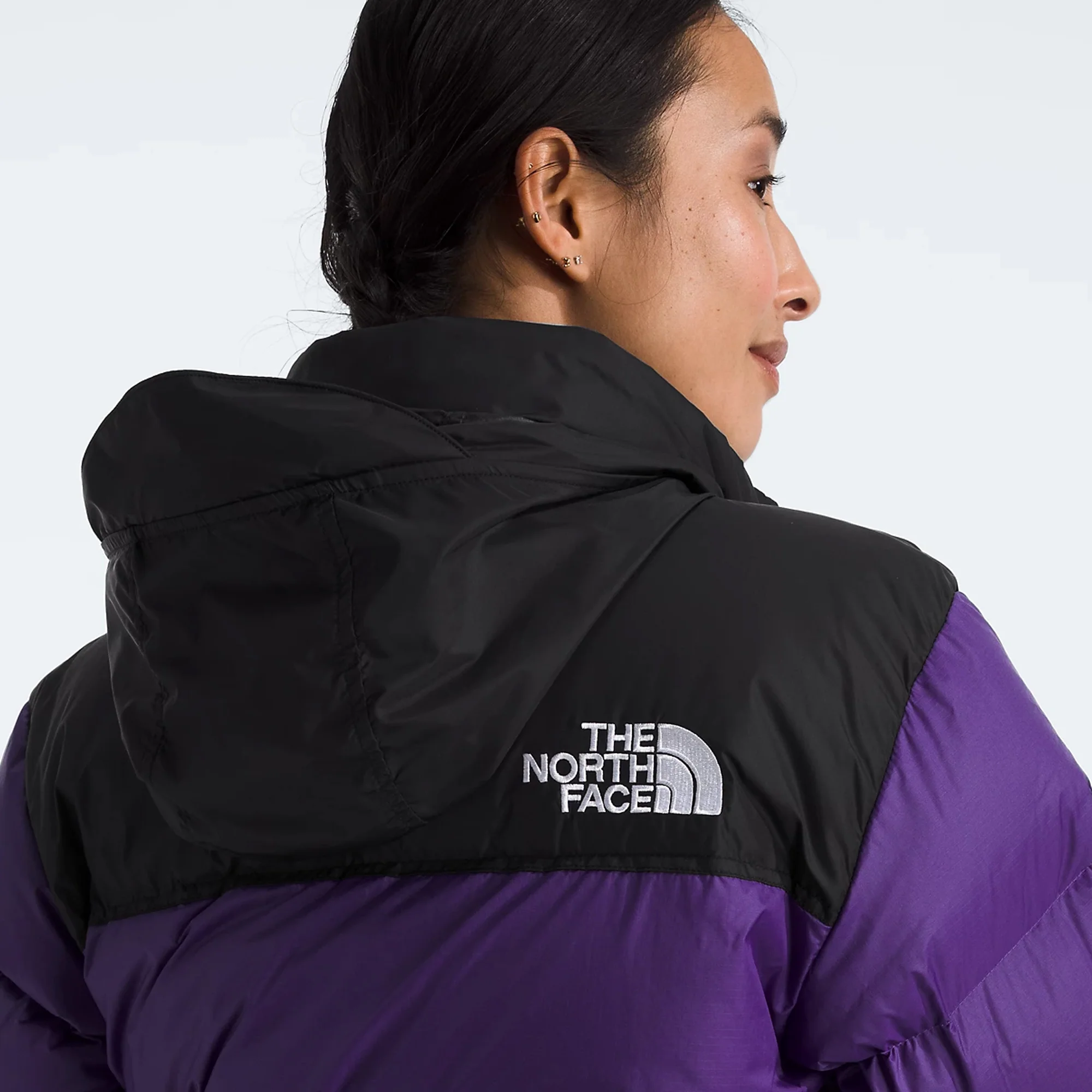 The North Face Womens 1996 Retro Nuptse Jacket - Image 4